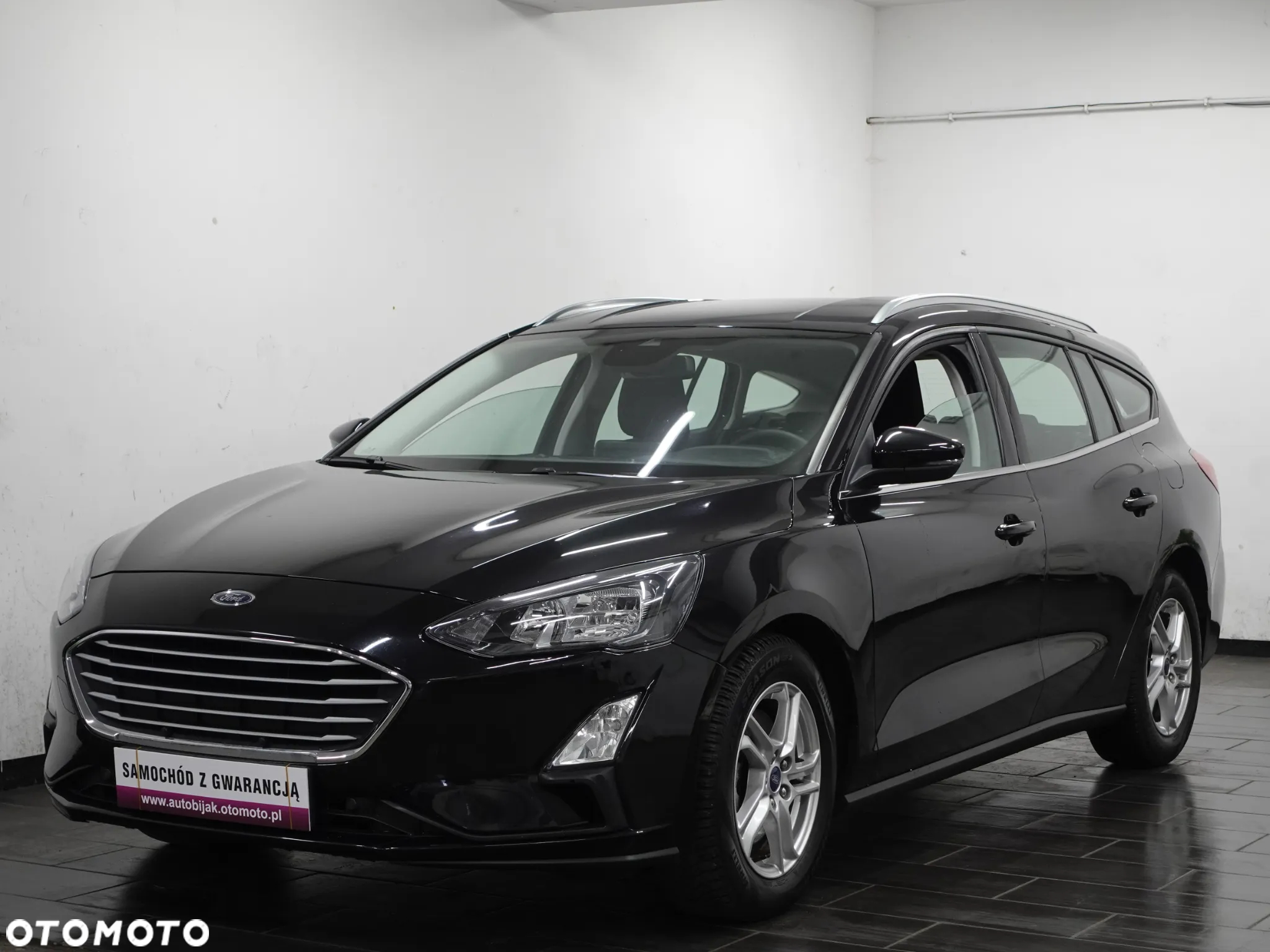 Ford Focus 1.0 EcoBoost mHEV Active - 3