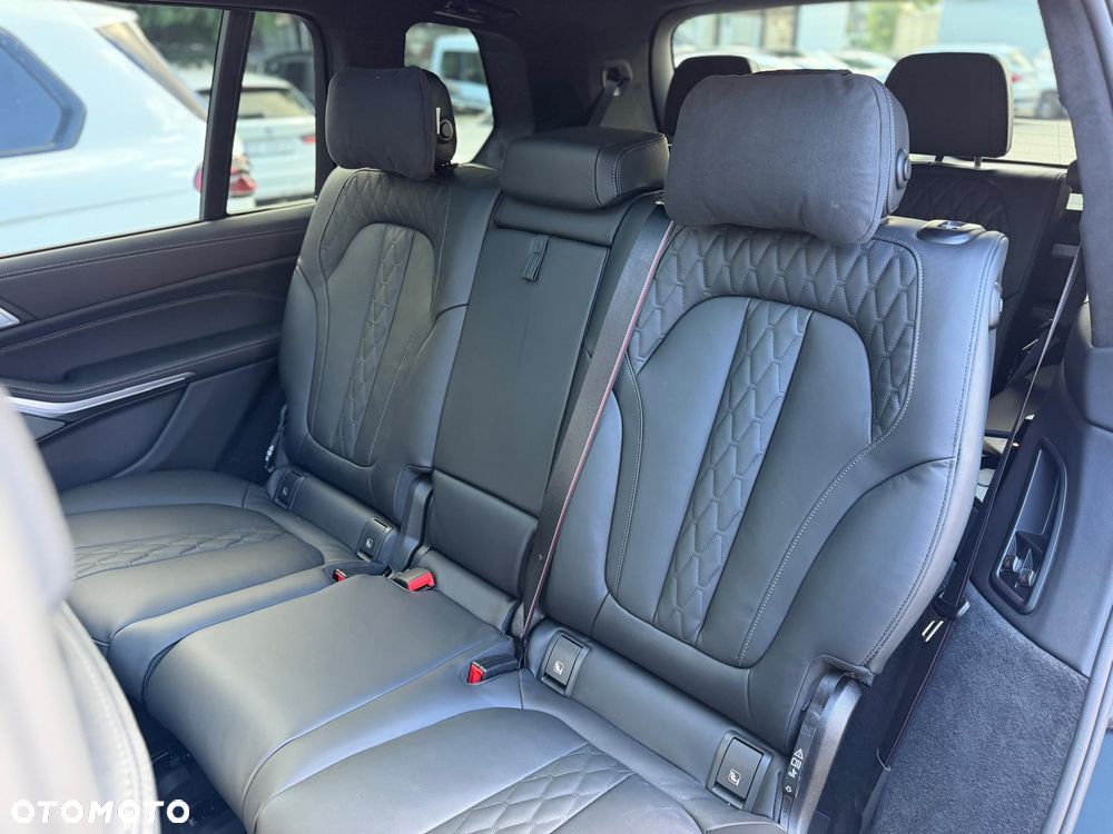BMW X7 xDrive40d mHEV M Sport sport - 26