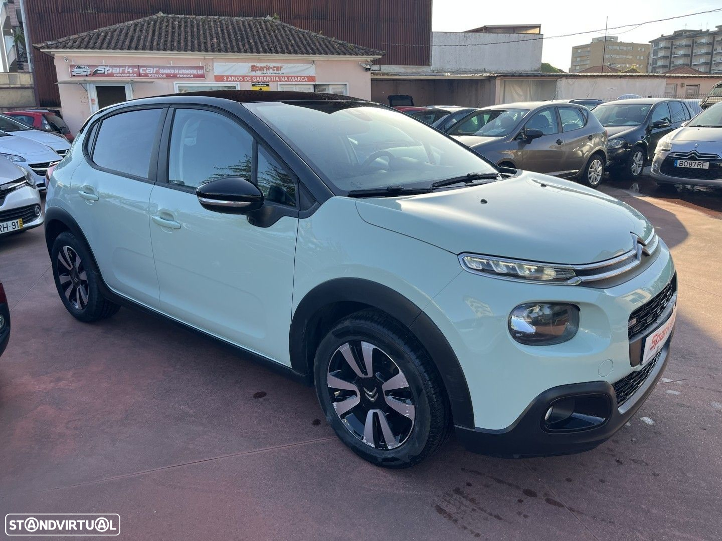 Citroën C3 1.2 PureTech Feel - 2
