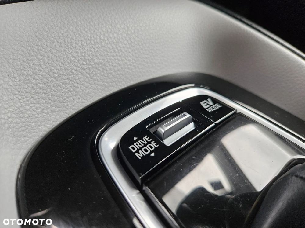 Toyota Corolla 1.8 Hybrid Comfort - 10
