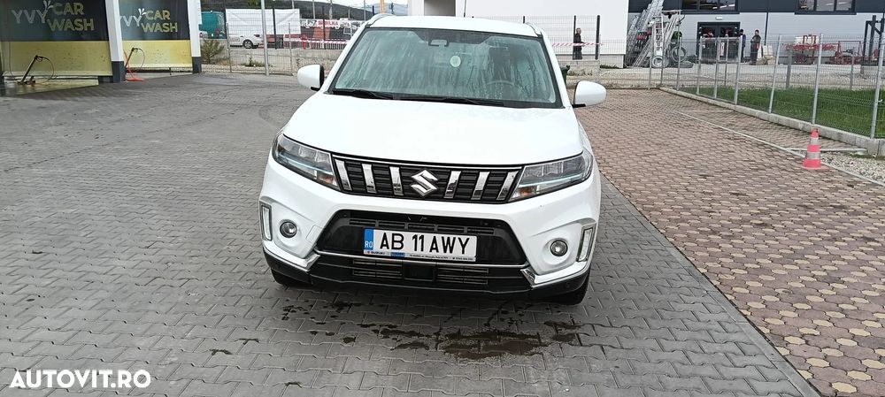 Suzuki Vitara 1.4 Boosterjet MHEV Passion - 2