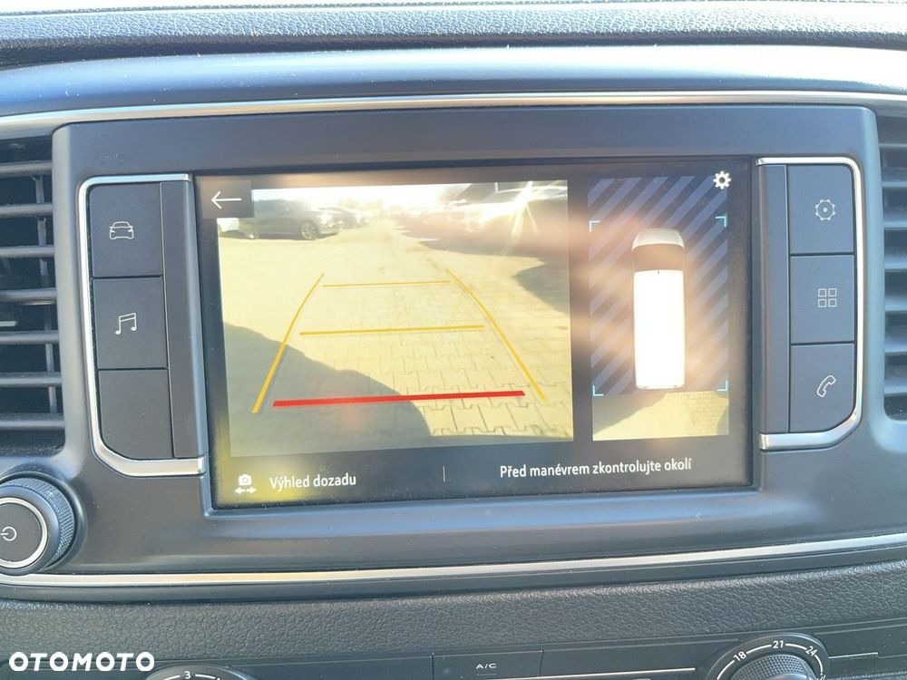 Opel Vivaro - 8
