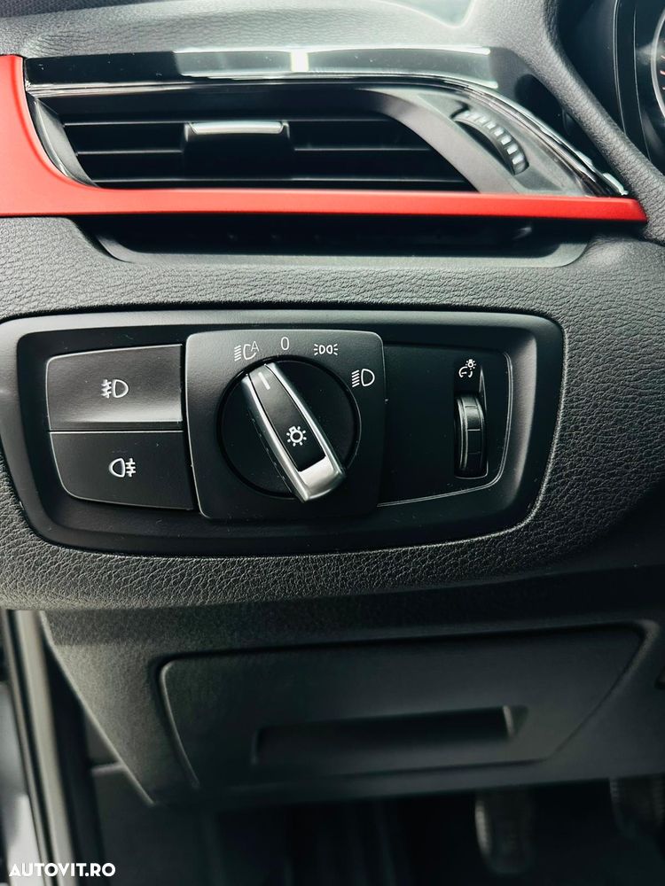 BMW X1 sDrive18d - 13