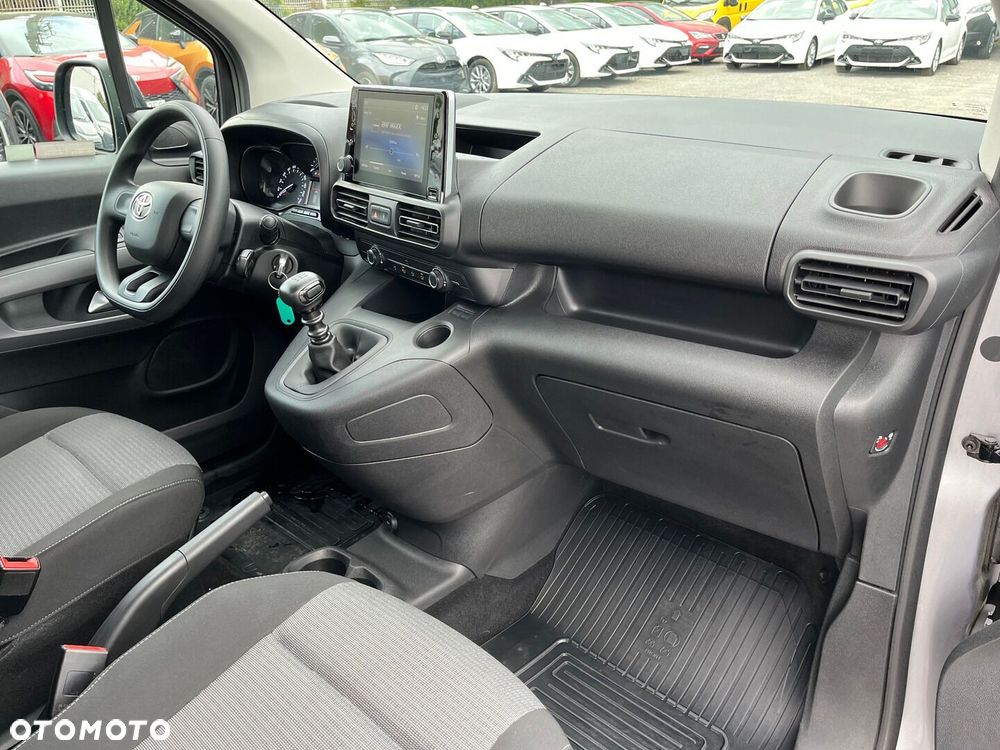 Toyota Proace City Verso 1.5 D-4D Business - 6