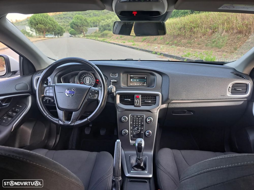 Volvo V40 2.0 D2 Kinetic Eco - 3