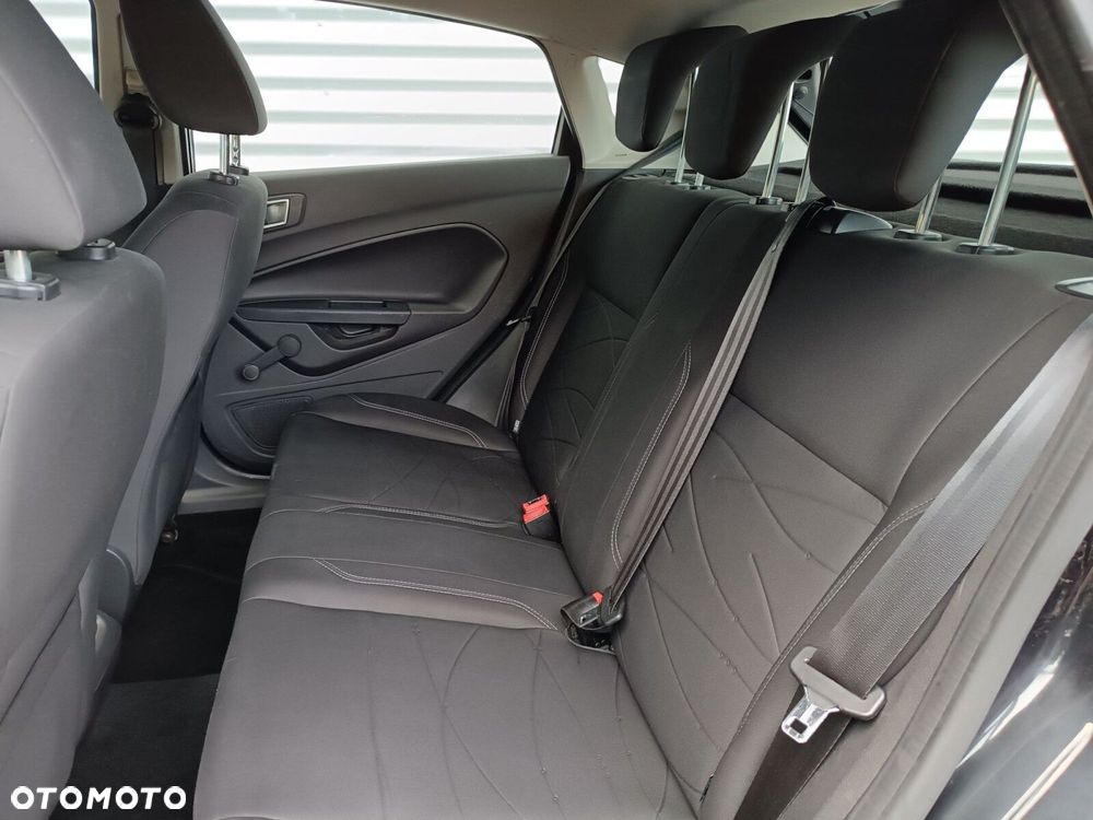 Ford Fiesta 1.25 Ambiente - 26