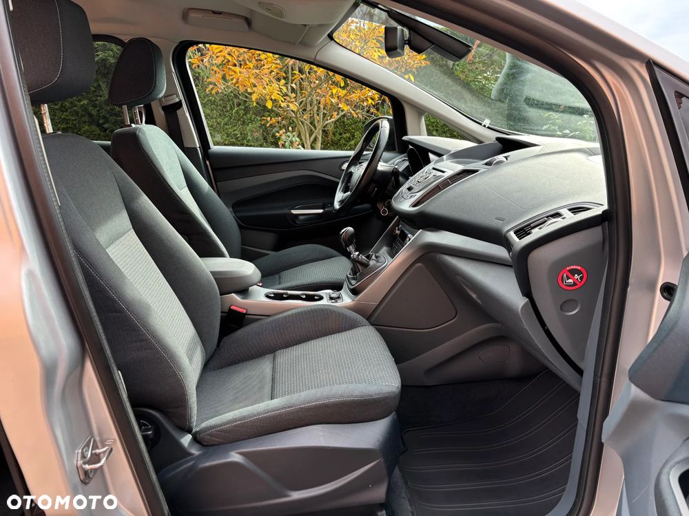 Ford Grand C-MAX 1.6 TDCi Edition - 21