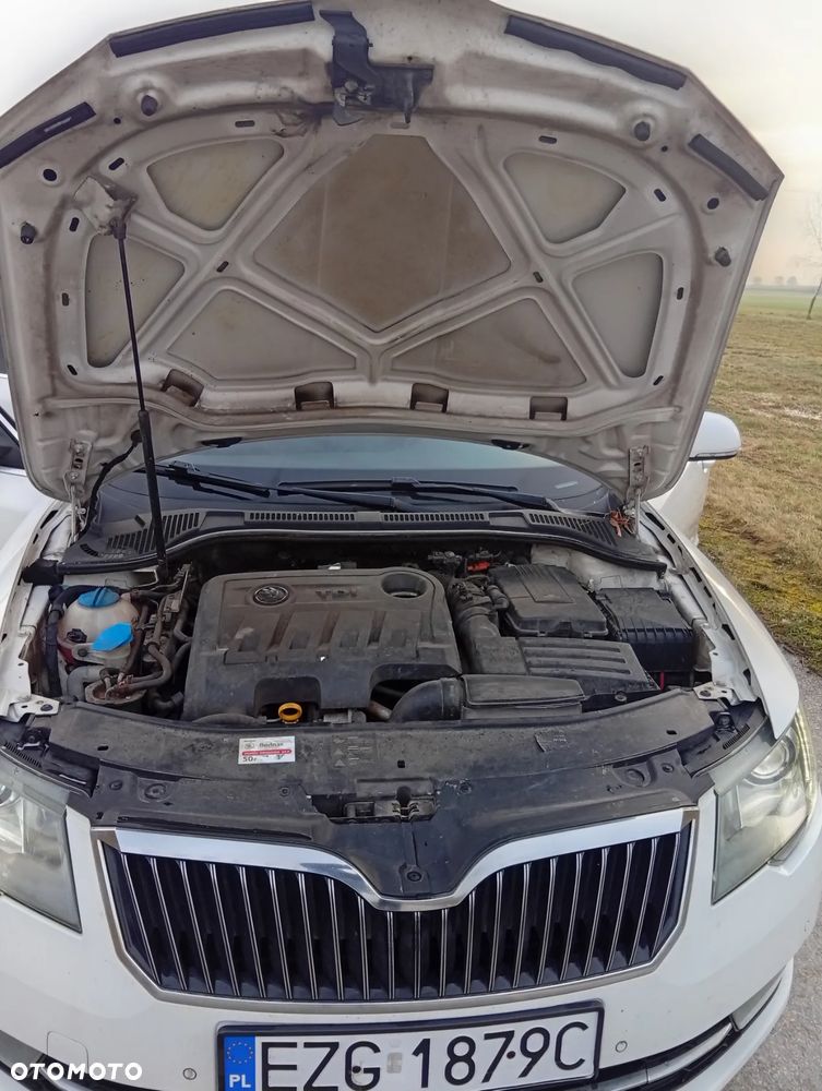 Skoda Superb 2.0 TDI Active - 23