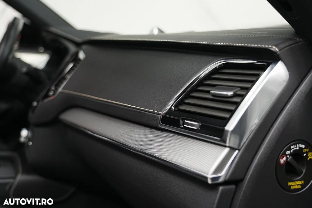 Volvo XC 90 Recharge T8 eAWD R-Design Expression - 23