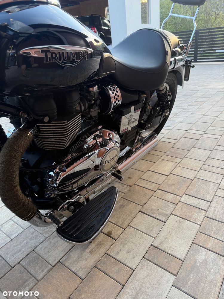Triumph America - 14