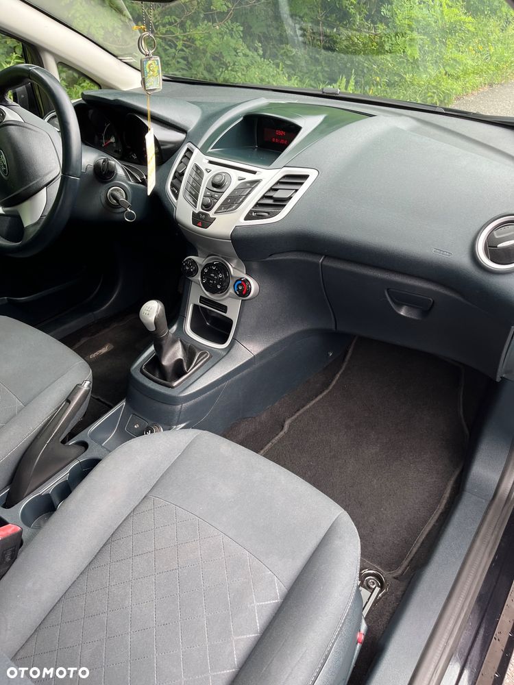 Ford Fiesta - 6