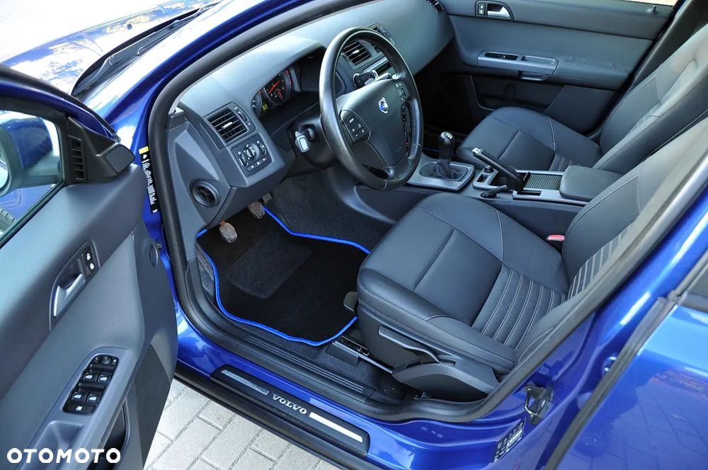 Volvo V50 2.0 Momentum - 10