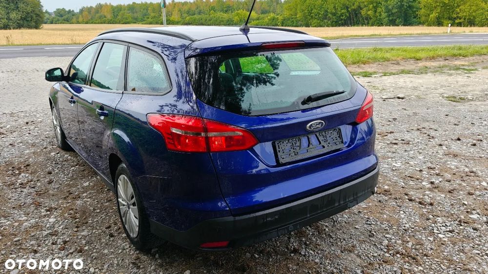Ford Focus Turnier 1.5 TDCi DPF Start-Stopp-System COOL&CONNECT - 6