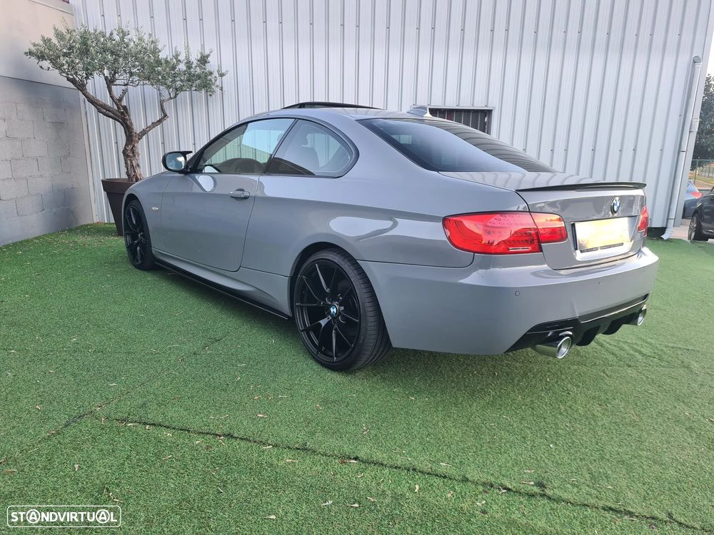 BMW 320 d Coupe Edição M - 4