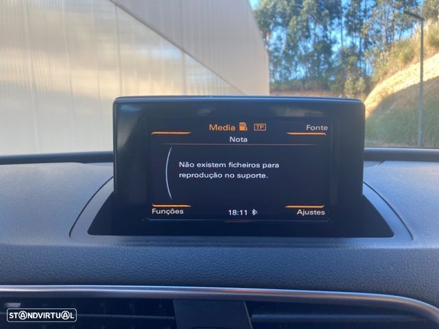 Audi Q3 2.0 TDI Design - 22