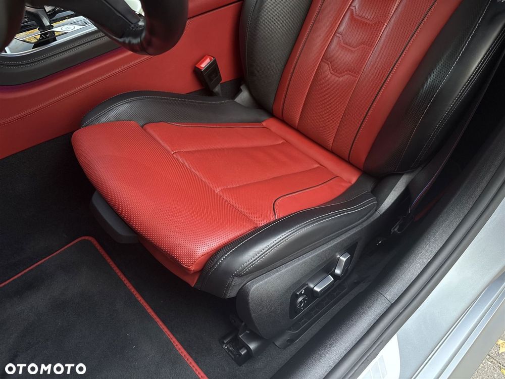BMW Seria 8 - 20
