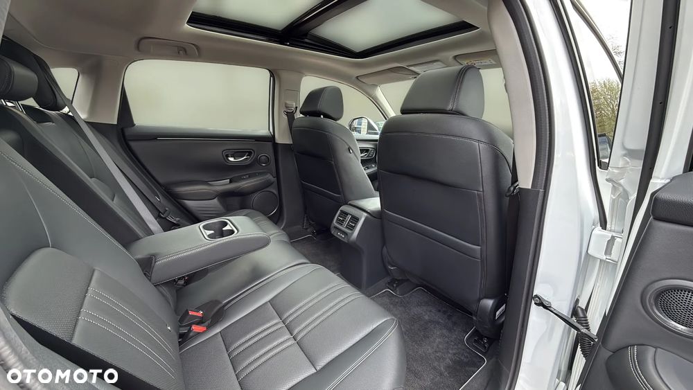 Honda ZR-V 2.0 i-MMD HEV Advance BSI/CTM 2WD CVT - 17