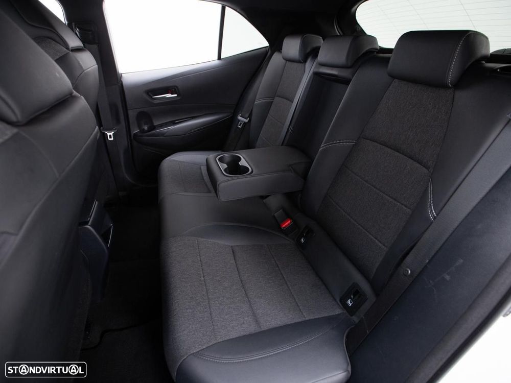 Toyota Corolla 1.8 Hybrid Comfort - 10