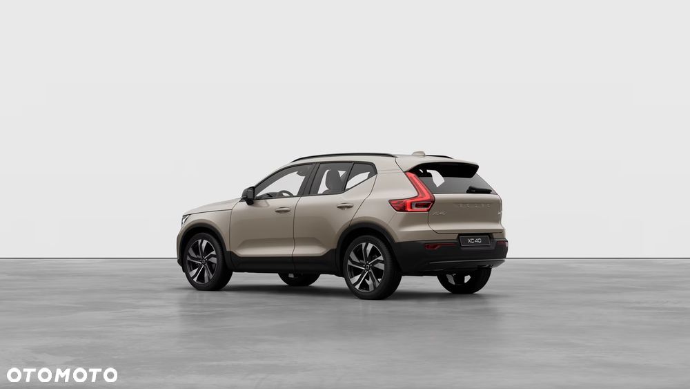 Volvo XC 40 - 6