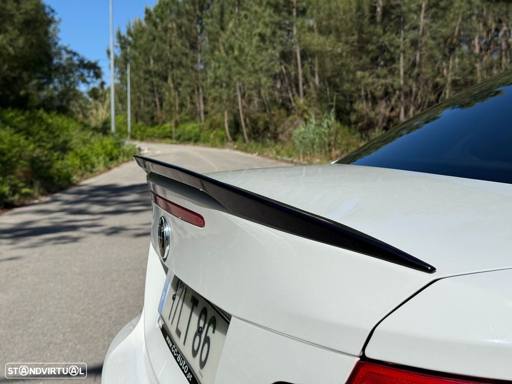 BMW 118 d - 5