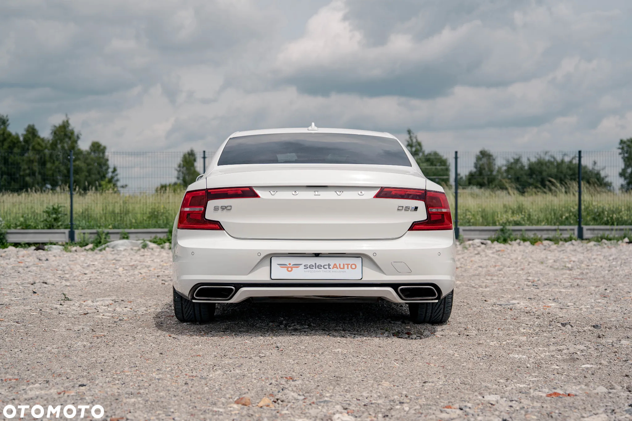 Volvo S90 D5 AWD Geartronic R Design - 5