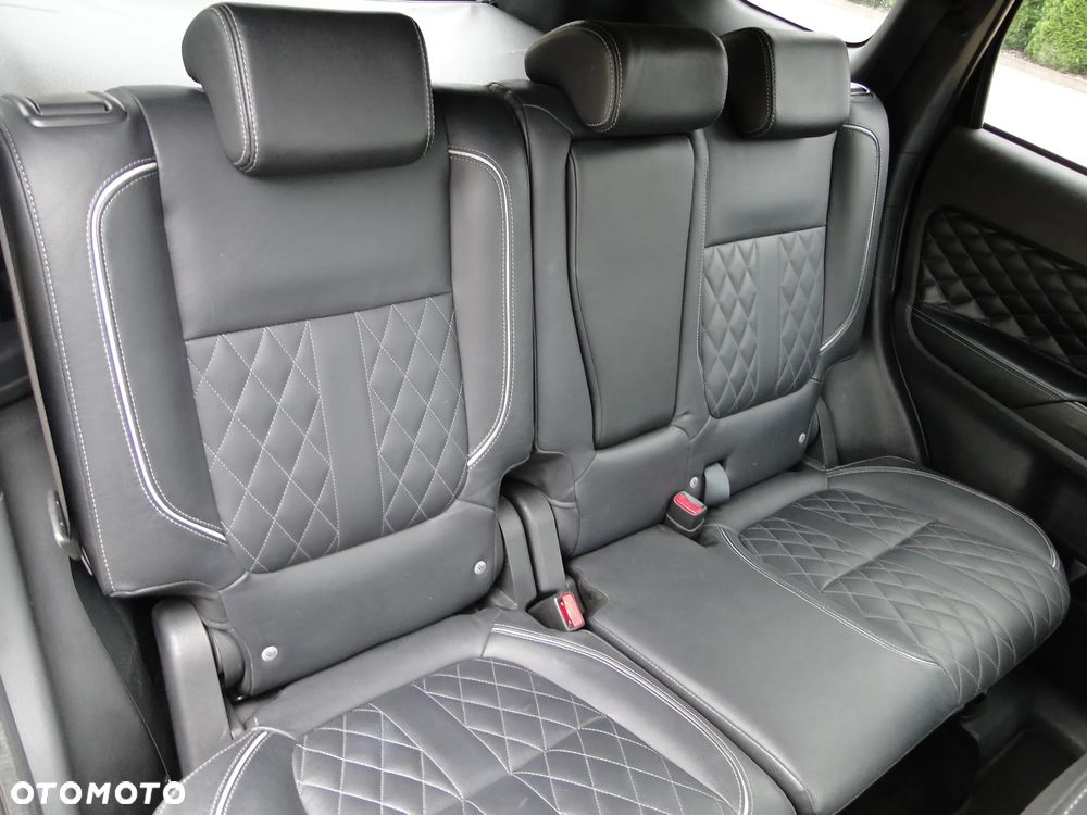 Mitsubishi Outlander Intense + - 15