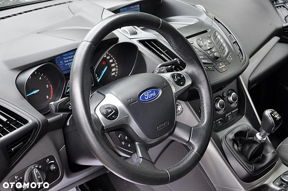 Ford Kuga - 16