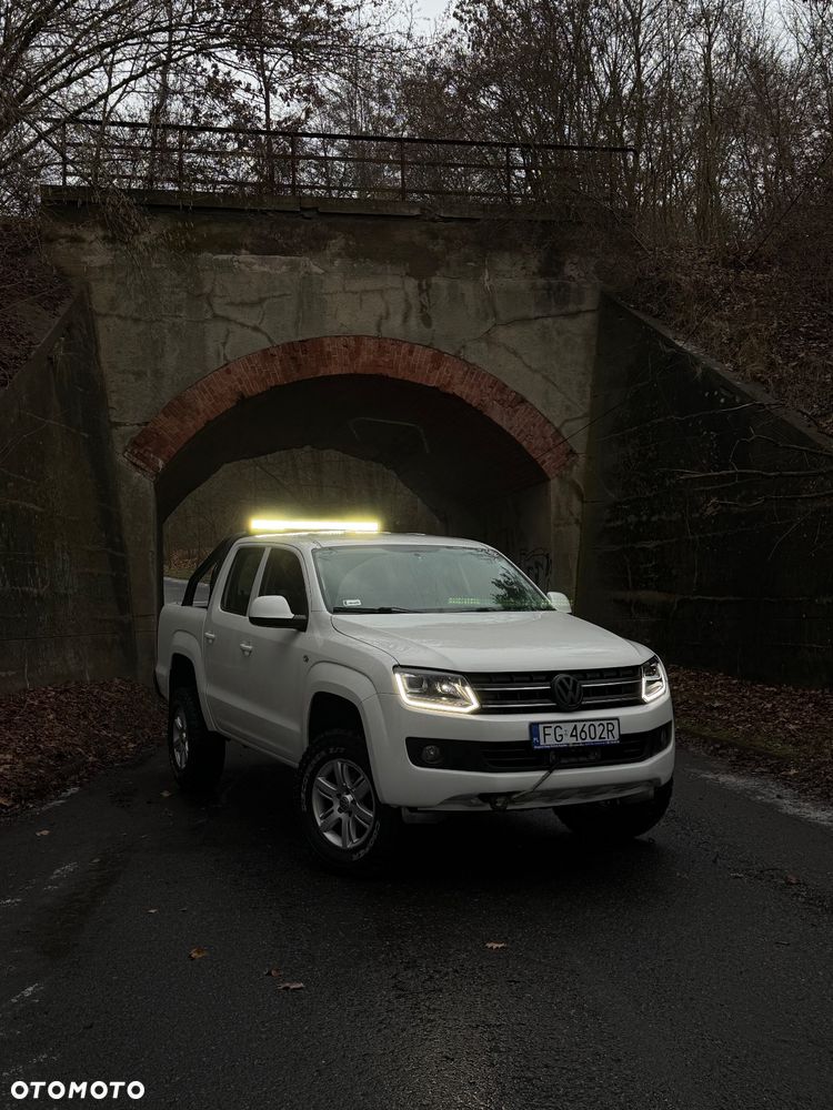 Volkswagen Amarok - 12
