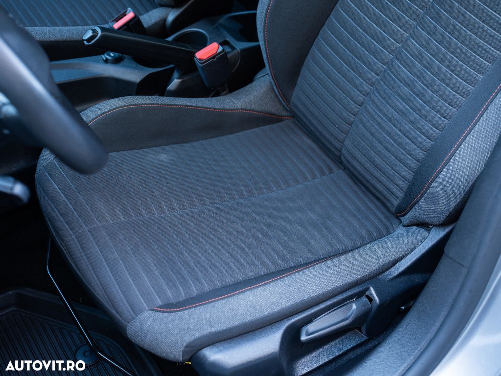 Peugeot 208 1.2L PureTech 75 S&S BVM5 Style - 39