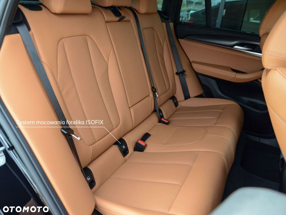 BMW X4 - 32