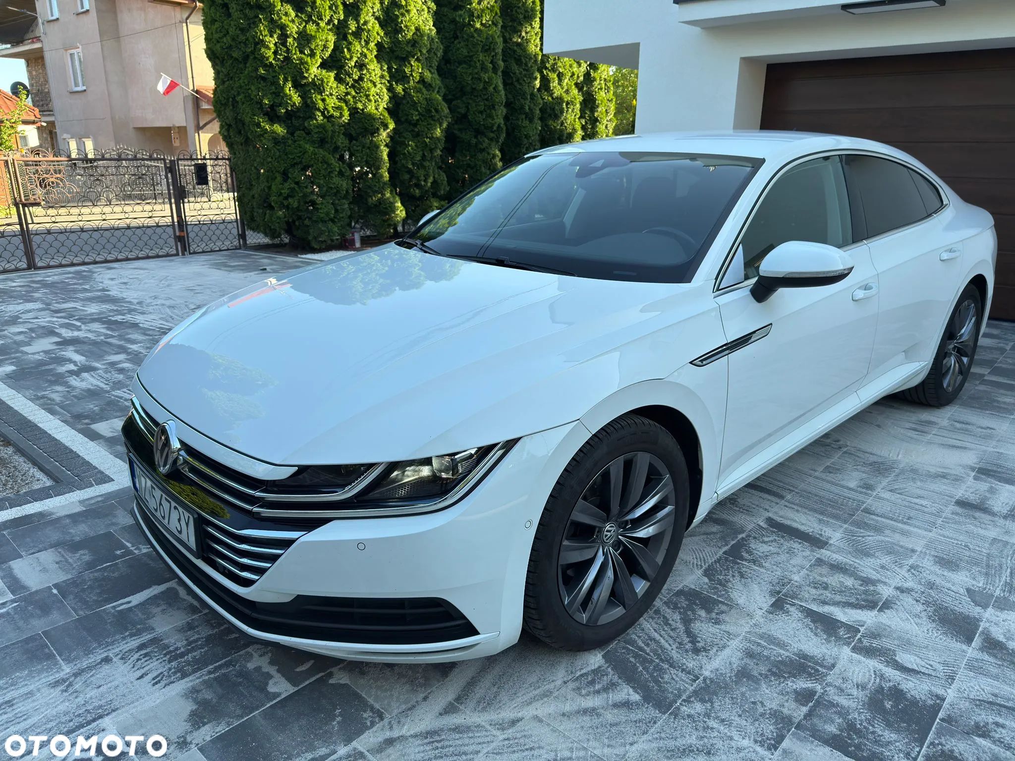 Volkswagen Arteon 2.0 TSI Essence DSG - 1