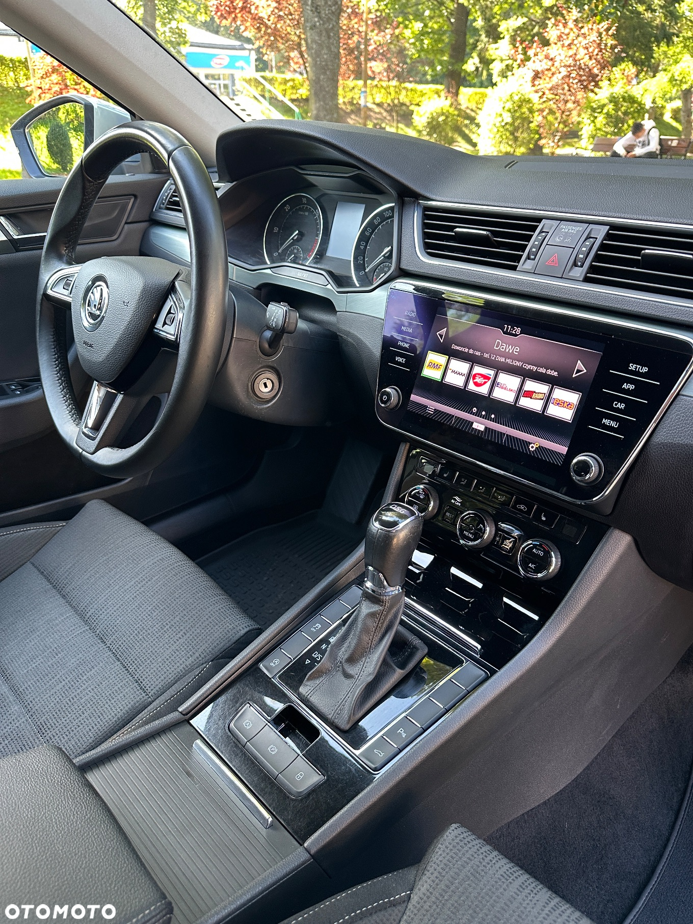 Skoda Superb 2.0 TDI Ambition DSG - 12