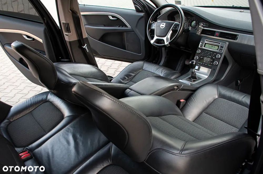 Volvo V70 2.5T Summum - 7