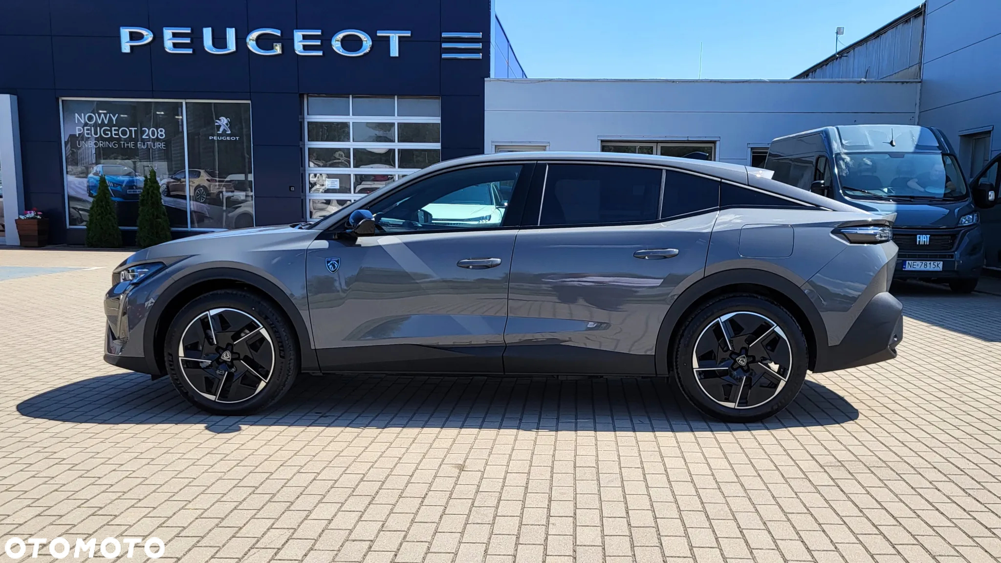 Peugeot 408 1.6 Plug-In Hybrid 225 GT EAT8 - 5