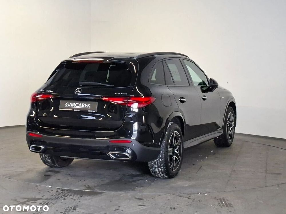 Mercedes-Benz GLC - 14