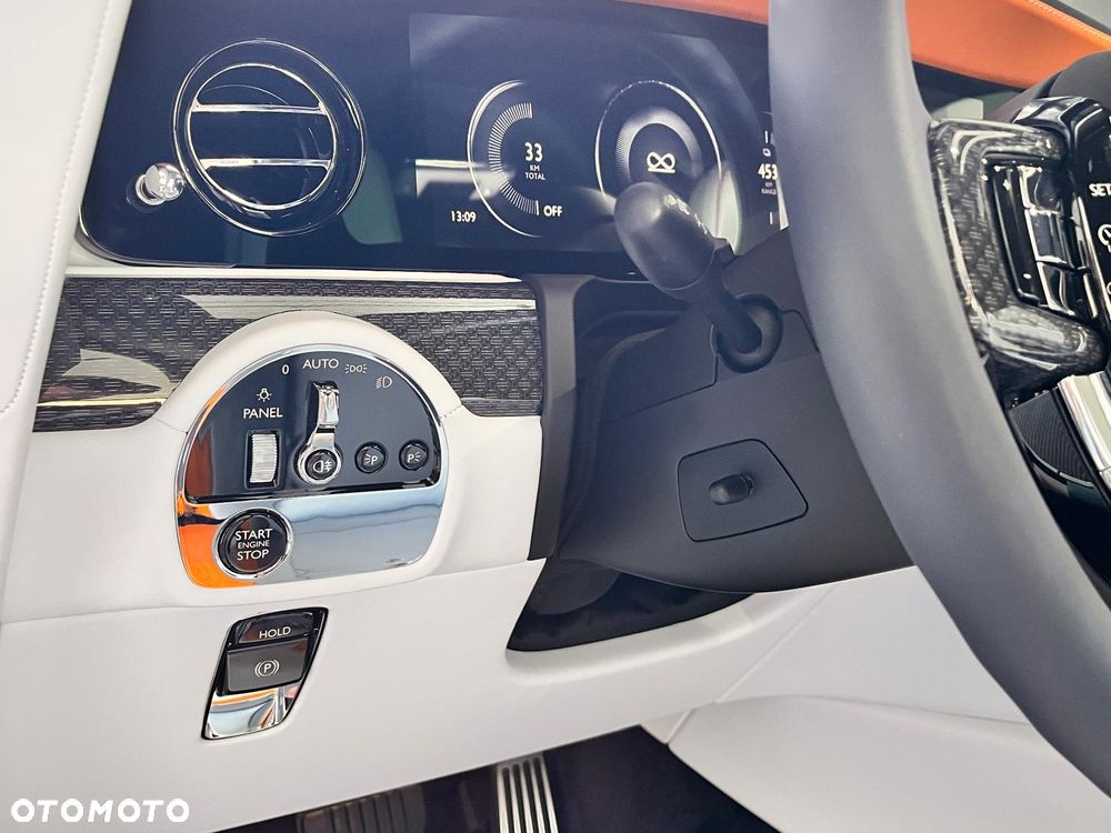 Rolls-Royce Spectre - 28