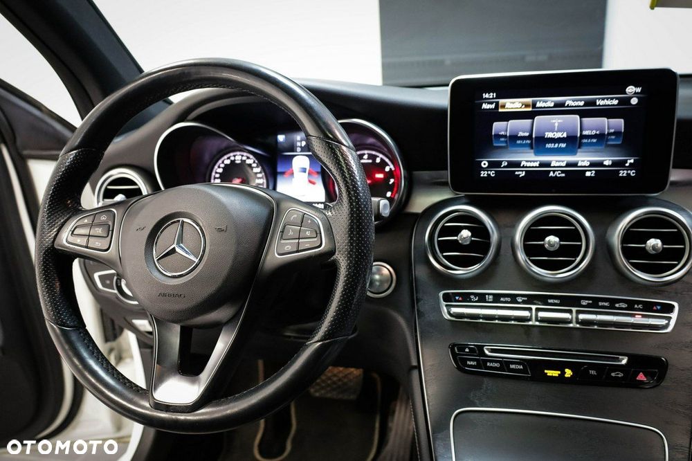 Mercedes-Benz GLC - 29