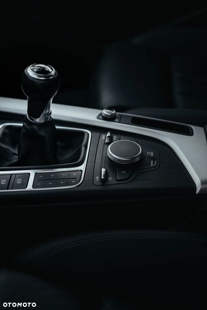 Audi A4 Limousine 2.0 TFSI ultra - 31