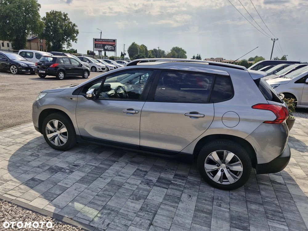 Peugeot 2008 1.2 Pure Tech GPF Active S&S - 7