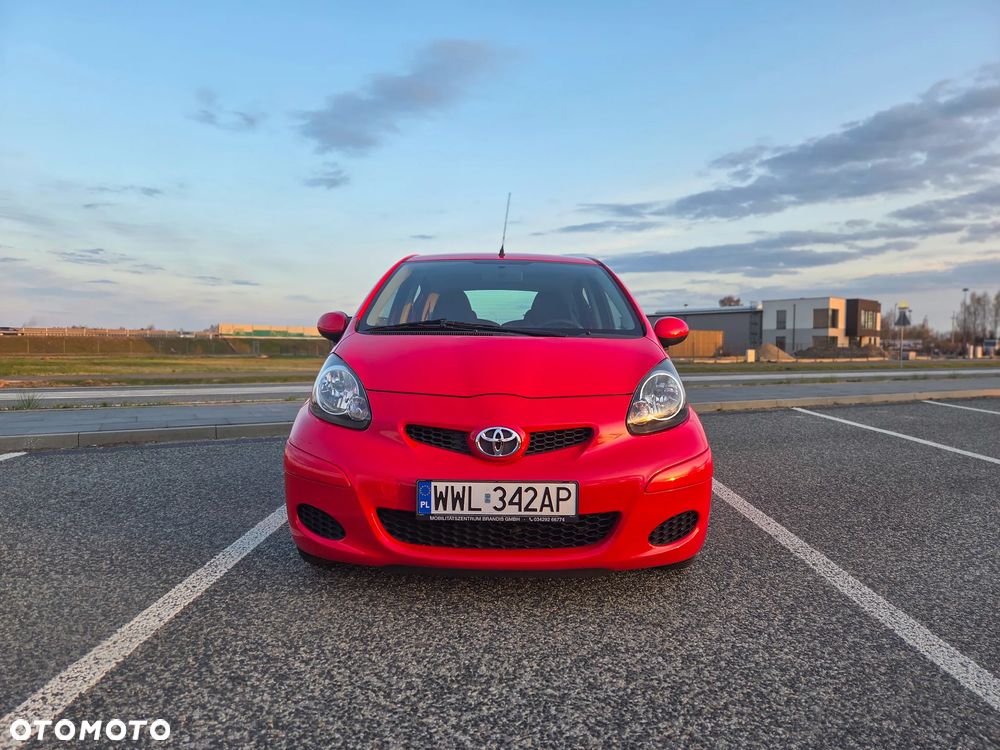 Toyota Aygo CoolRed - 8