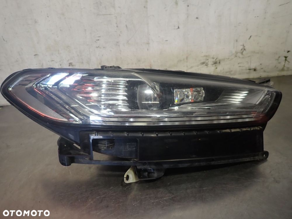 LAMPA PRAWA PRZEDNIA FULL LED FORD MONDEO V 1.5 - 1