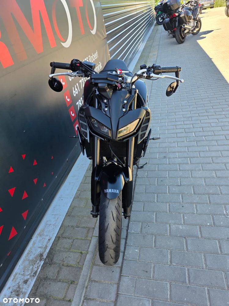Yamaha MT - 17