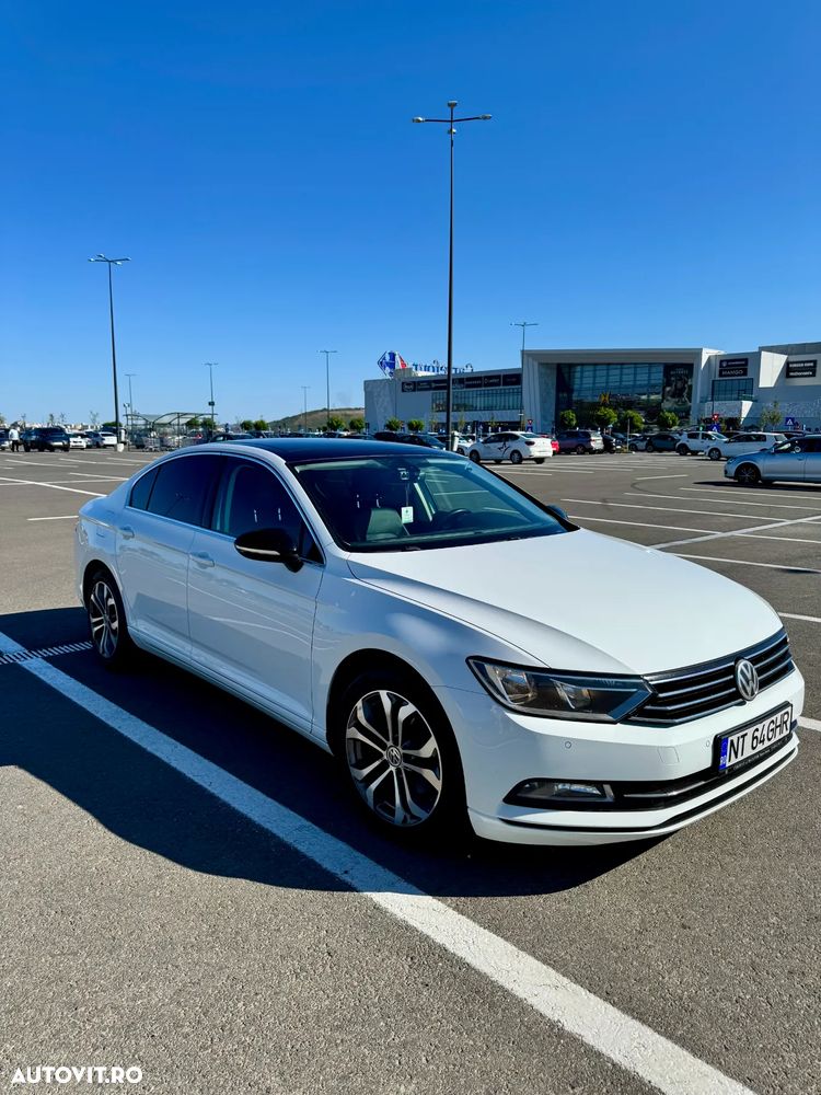 Volkswagen Passat 2.0 TDI DSG Comfortline - 1