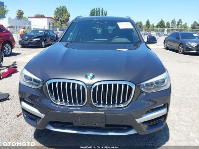BMW X3 xDrive30i Luxury Line - 13