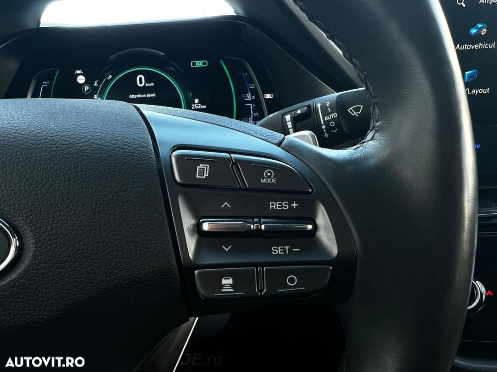 Hyundai IONIQ 1.6 GDI Style - 26