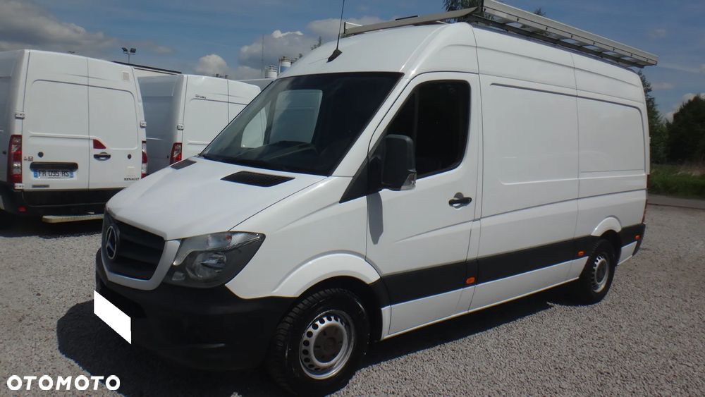Mercedes-Benz Sprinter - 1