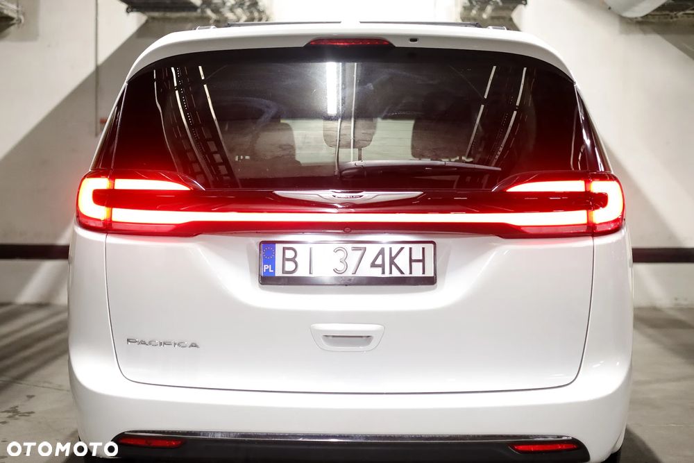 Chrysler Pacifica - 9