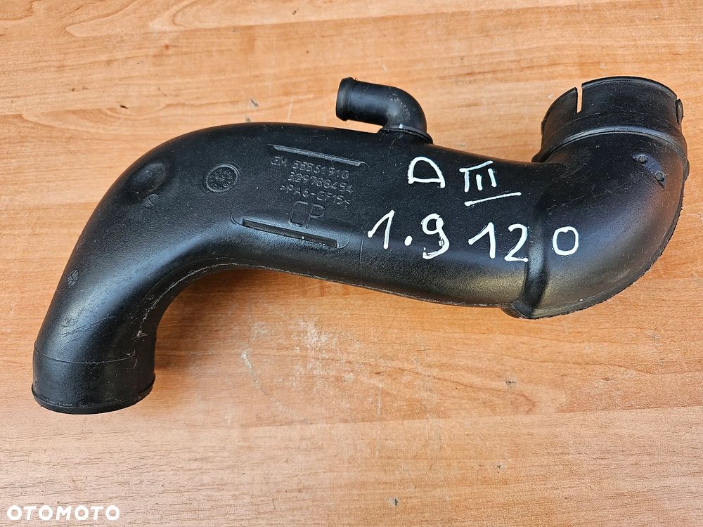 RURA PRZEWÓD DOLOT POWIETRZA TURBO OPEL ASTRA H ZAFIRA B 1.9 120KM 55561910