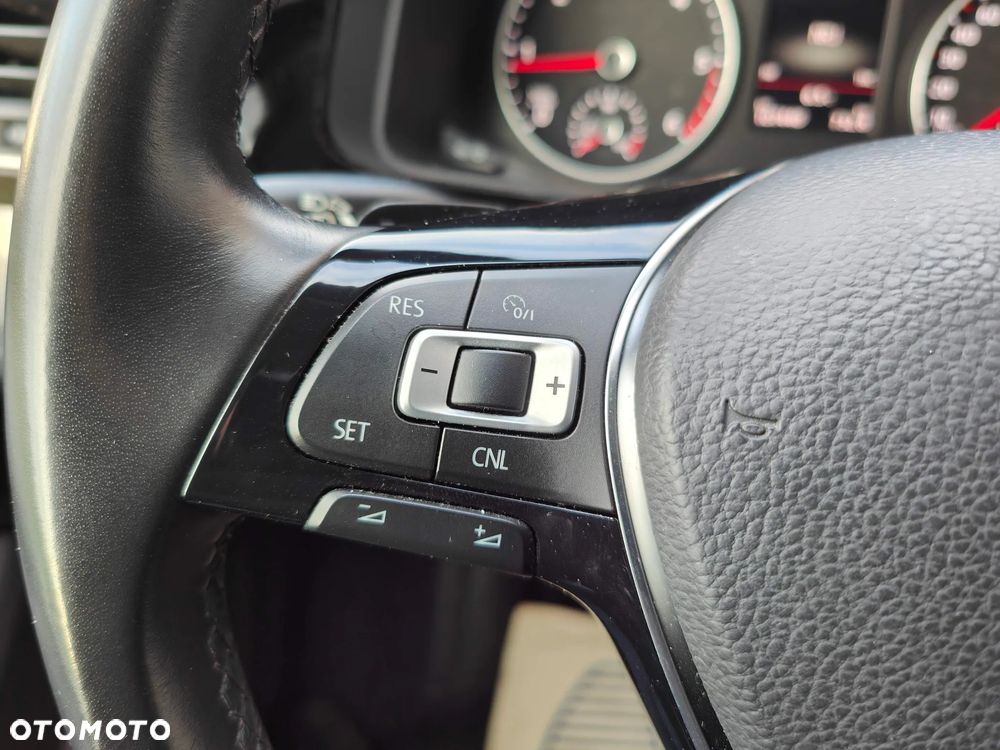 Volkswagen Multivan 2.0 TDI L1 Highline 4Motion DSG - 26