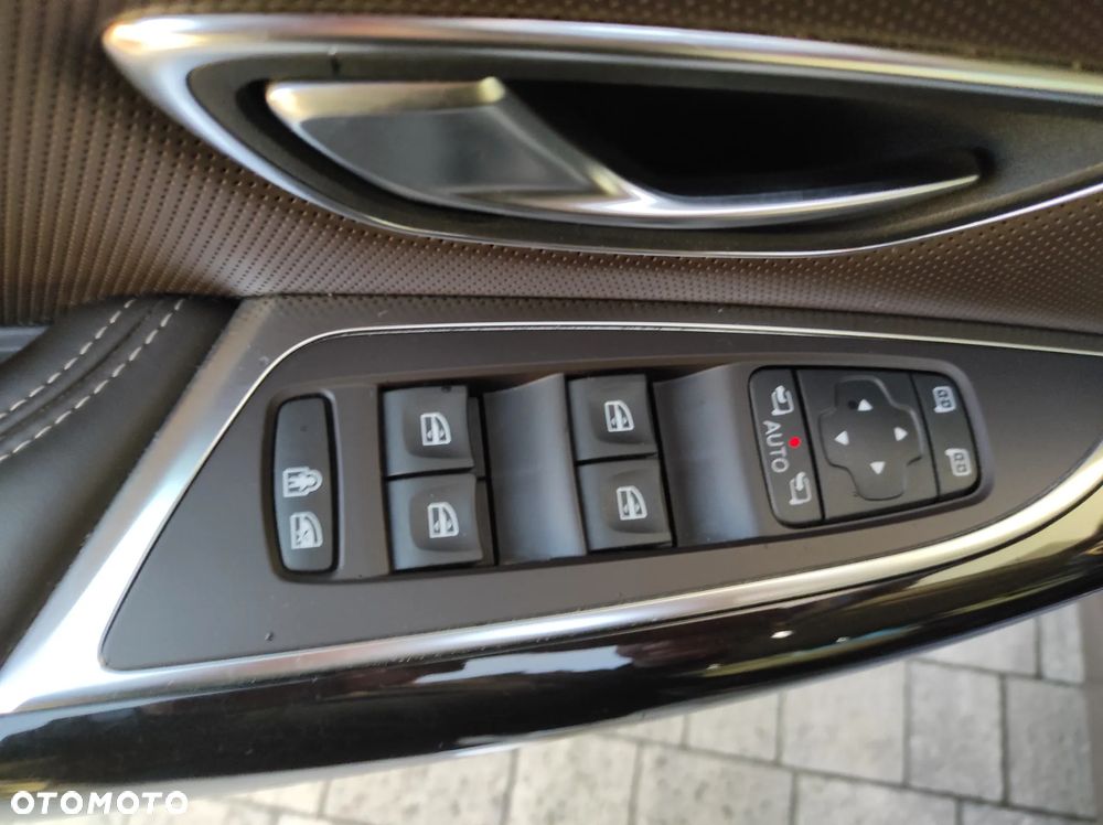 Renault Espace 1.6 dCi Energy Initiale Paris EDC - 24